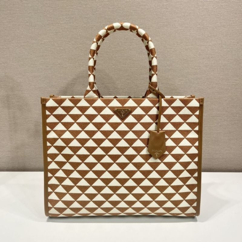 Pra*a shopping bags